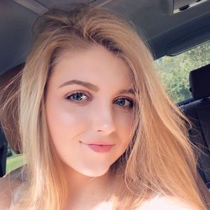 Meet your Posher, Hailey